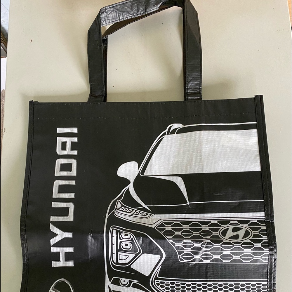 Be HYUNDAI PROUD.  Shopping Bag With Hyundai Logo.